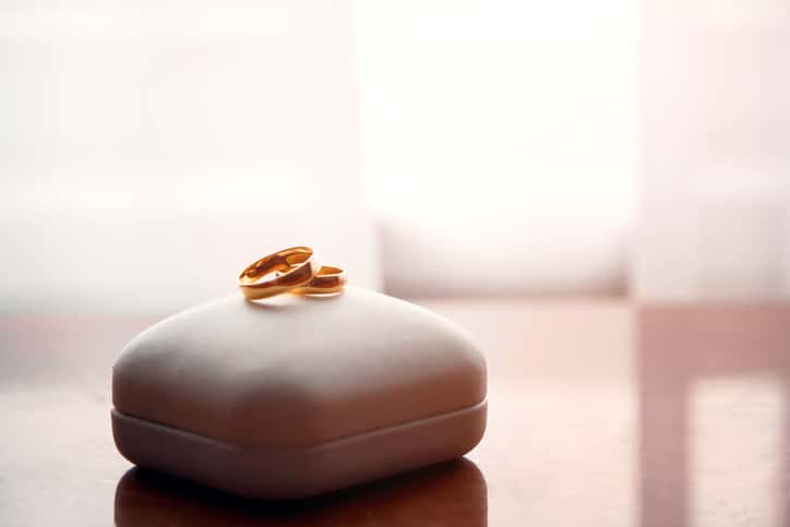 カルティエで選ぶ結婚指輪10選！永遠の愛の誓いは世界5大ジュエラーで 